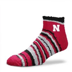 For Bare Feet Nebraska Cornhuskers Muchas Rayas Ankle Socks Red